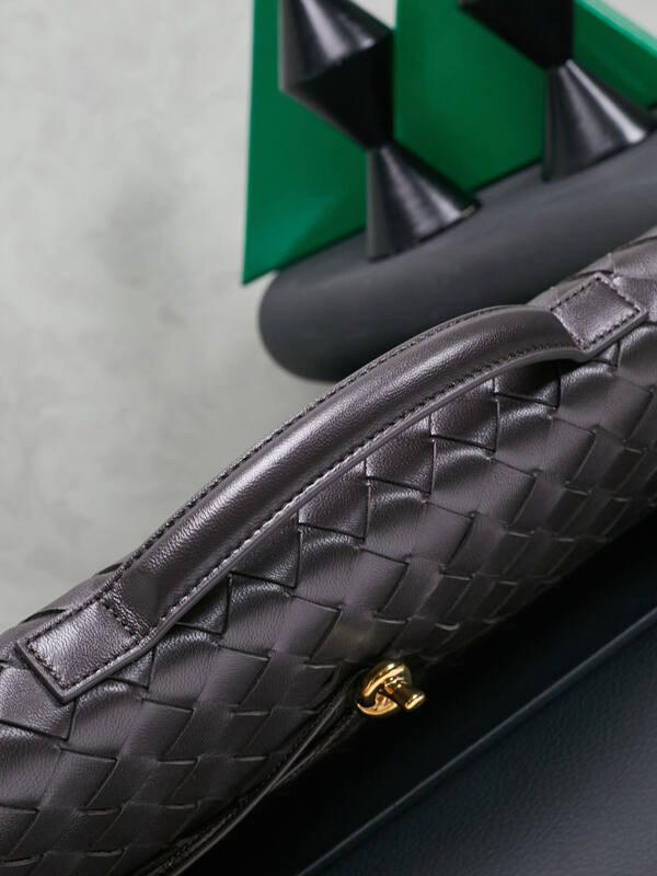 Bottega Veneta Gray shoulder bag — 1:1 Replica