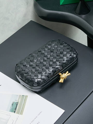 Bottega Veneta Black shoulder bag Top Quality Replica