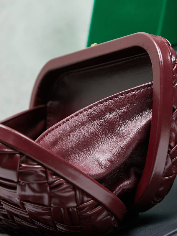 Bottega Veneta shoulder bag — Premium Replica