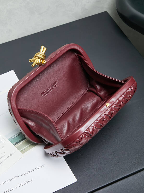 Bottega Veneta shoulder bag — Premium Replica