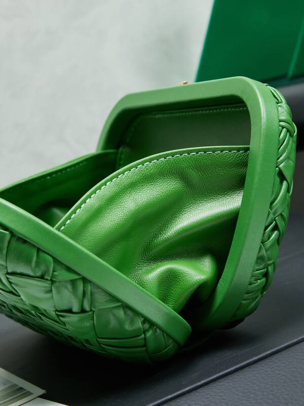 Bottega Veneta Green shoulder bag — AAA Quality Replica