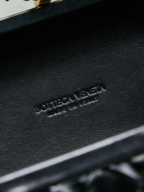 Bottega Veneta Black shoulder bag — AAA Quality Replica