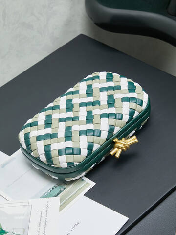 Bottega Veneta White shoulder bag AAA Quality Replica