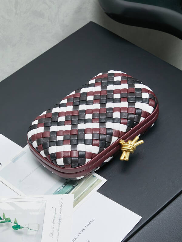 Bottega Veneta Black shoulder bag — Top Quality Replica