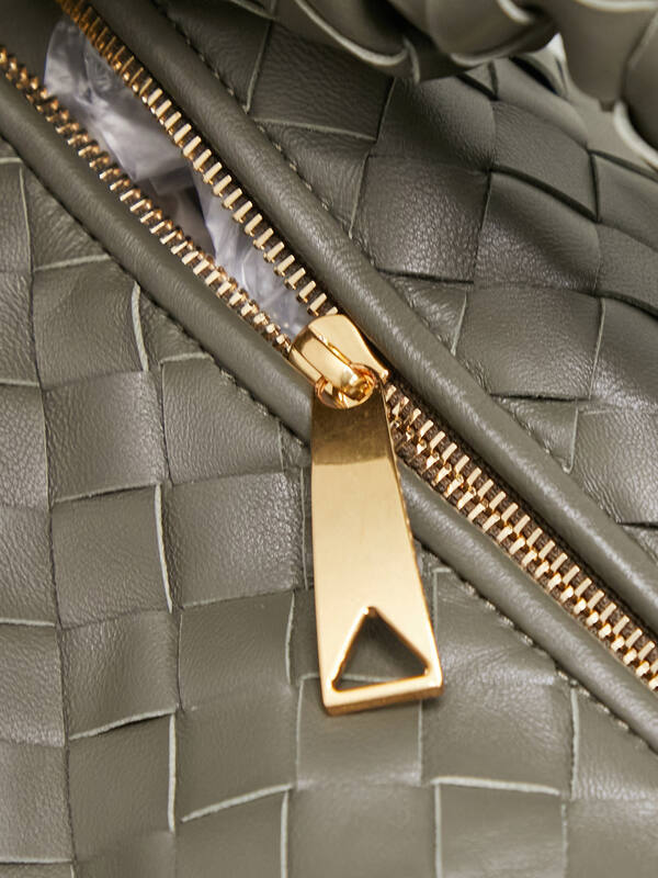 Bottega Veneta Gray 40x30x16cm shoulder bag — 1:1 Replica