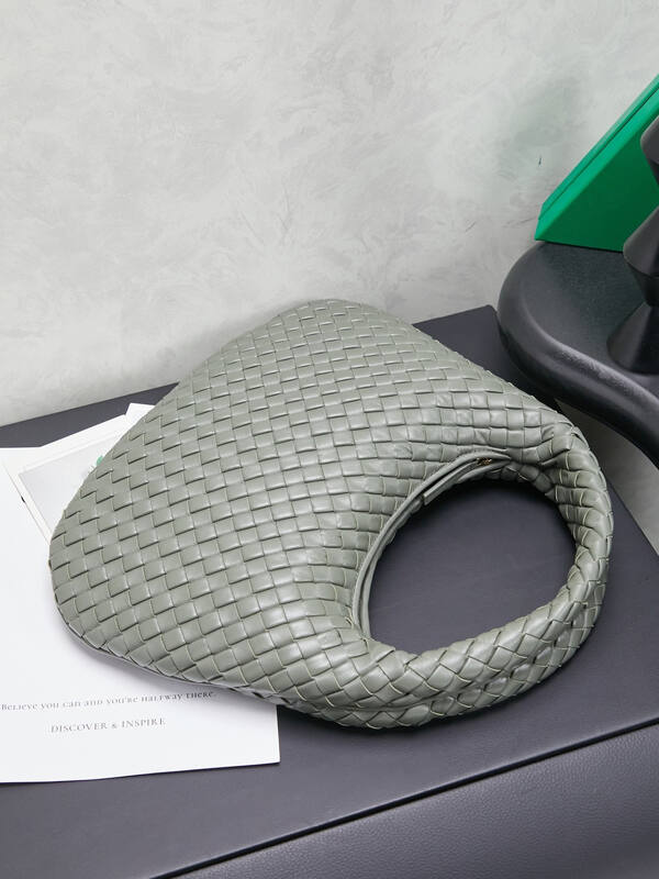 Bottega Veneta Green 40x30x16cm shoulder bag — 1:1 Replica