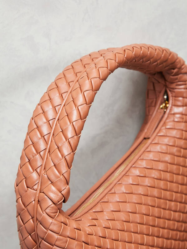 Bottega Veneta Brown 40x30x16cm shoulder bag — 1:1 Replica