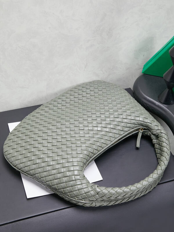 Bottega Veneta Green 40x30x16cm shoulder bag — AAA Quality Replica