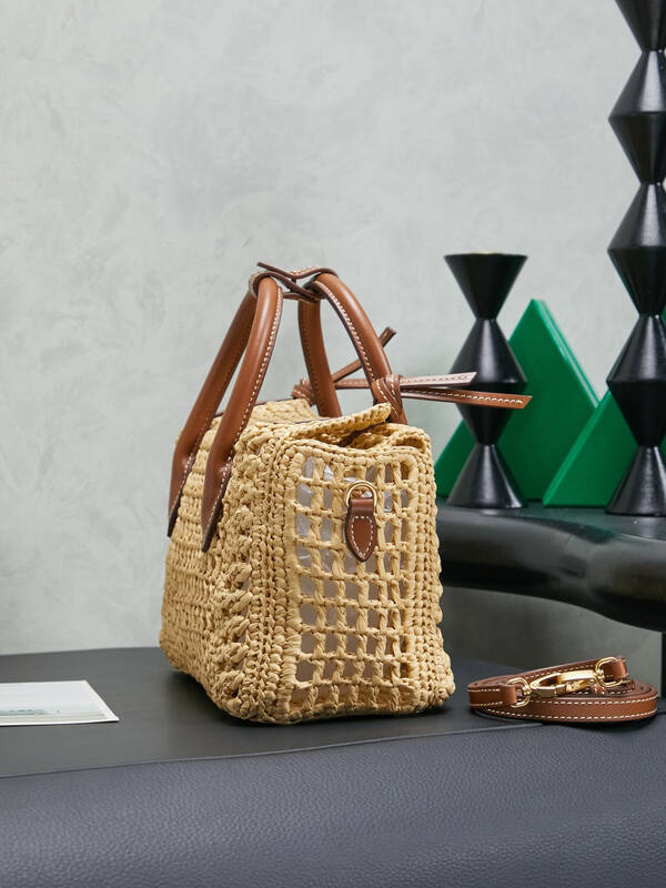 Miu Miu Brown 25x18x10cm shoulder bag — Top Quality Replica