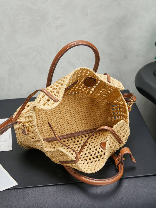 Miu Miu Brown 25x18x10cm shoulder bag — Top Quality Replica