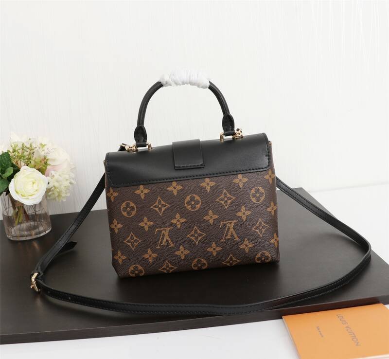 Louis Vuitton M43577 Monogram Epi Black 23 17 crossbody — AAA Quality Replica