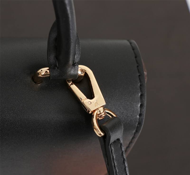 Louis Vuitton M43577 Monogram Epi Black 23 17 crossbody — AAA Quality Replica