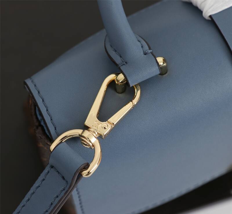 Louis Vuitton M43577 Monogram with Blue Leather shoulder bag — Top Quality Replica